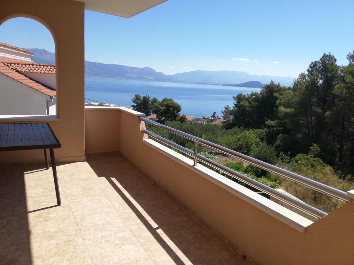Apartments Panorama With Seasonal Pool Slatine Luaran gambar