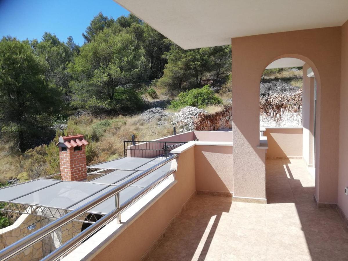 Apartments Panorama With Seasonal Pool Slatine Luaran gambar